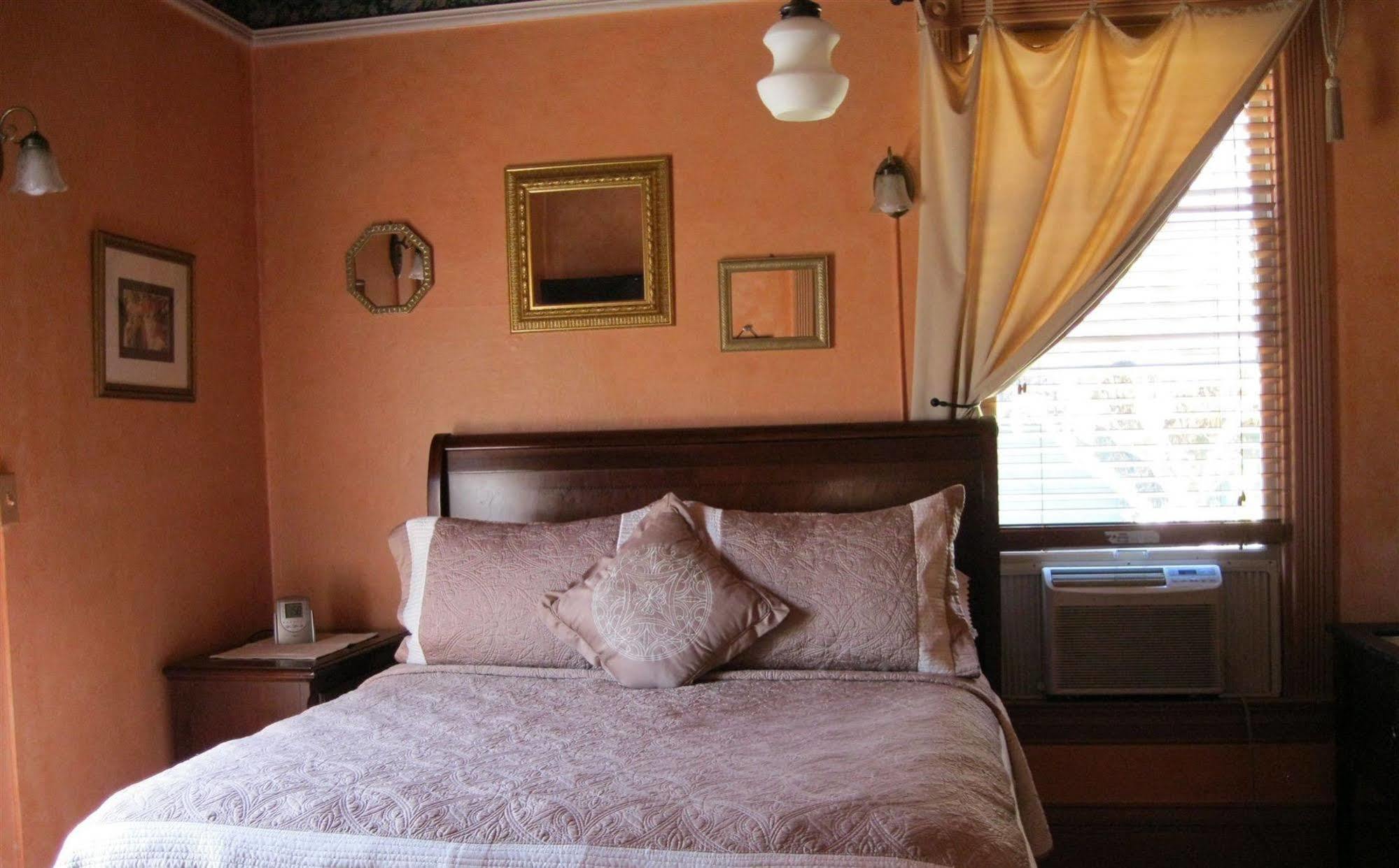 A White Jasmine Inn Санта-Барбара Екстер'єр фото